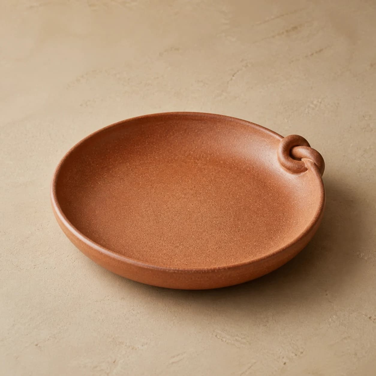 Knot Dinner Plate