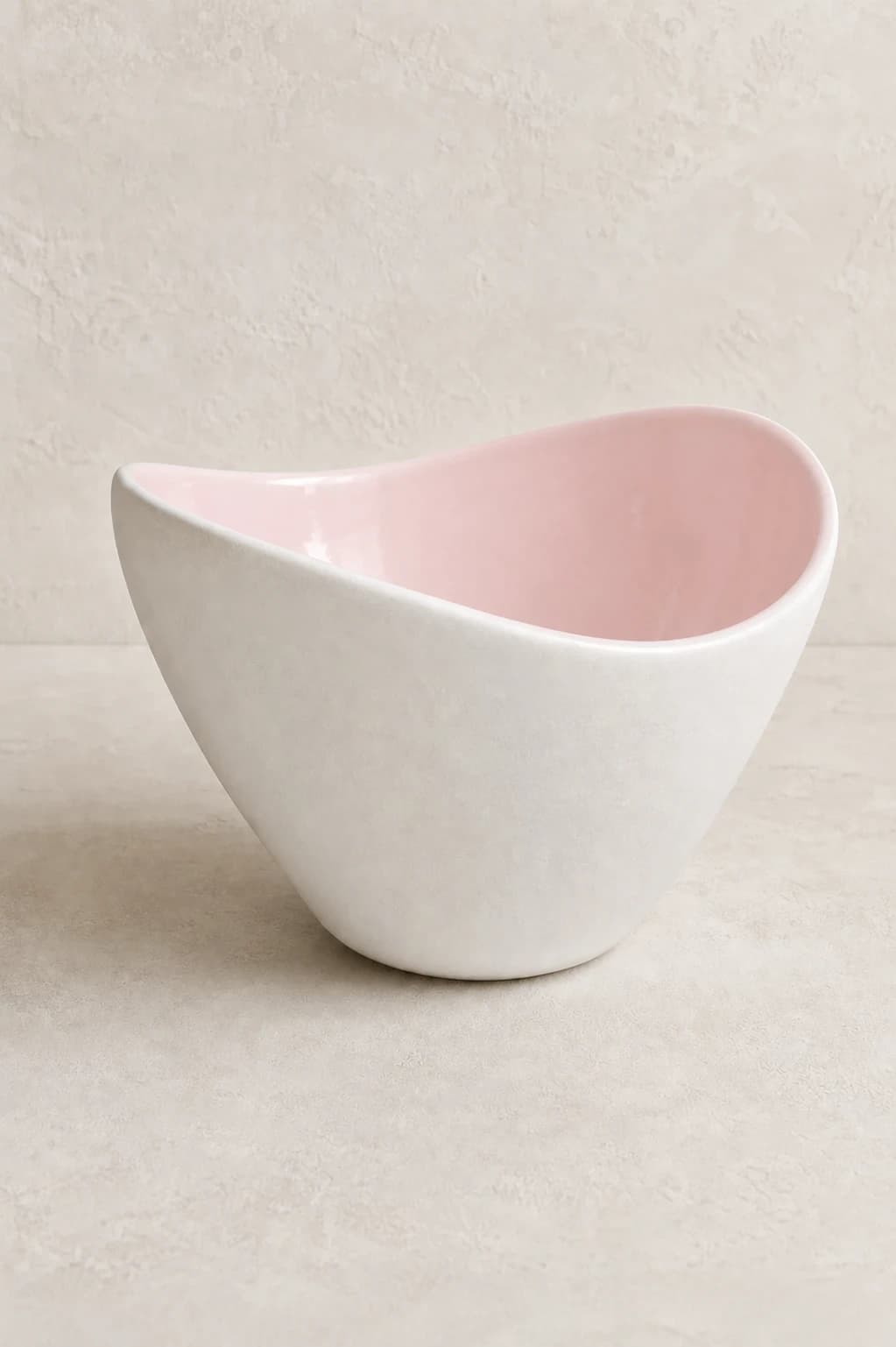 Organic Wave Bowl — #E8C4C7